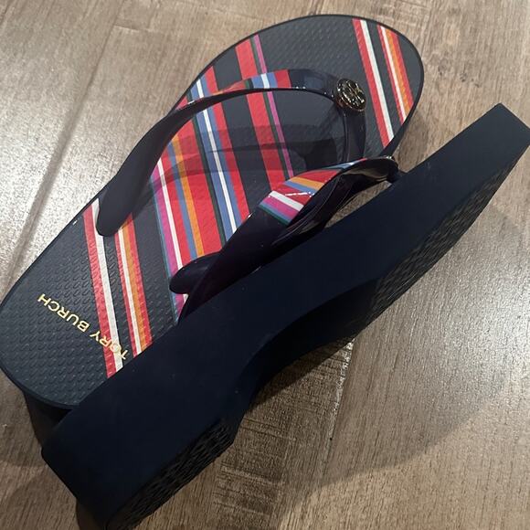 TORY BURCH Cut-out Wedge 7 - Picture 5 of 8